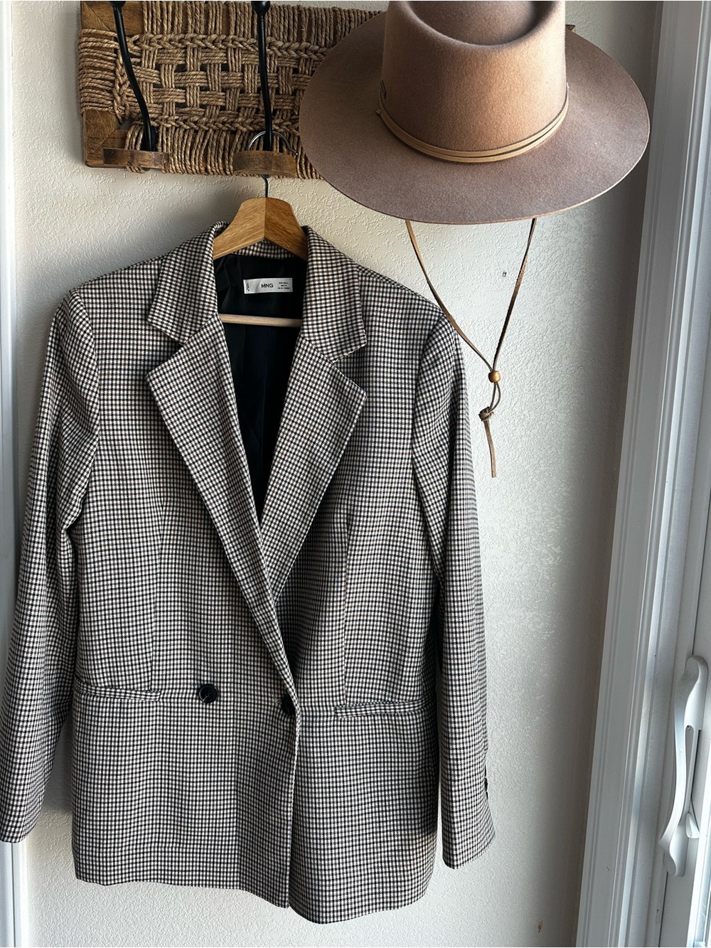 Mango Women's Houndstooth Blazer in Black and Brown